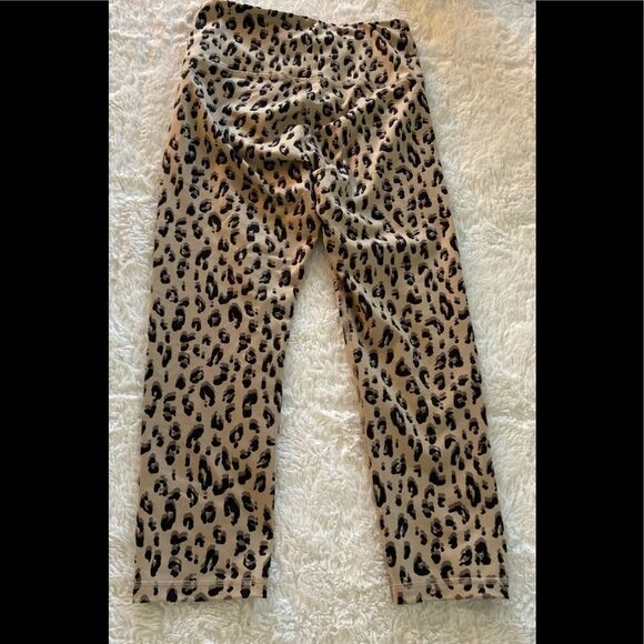 Cheetah Leggings Small  - Picture 7 of 7